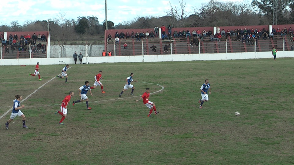 Fútbol
El domingo 14 de julio comienza el Clausura y tiene un inicio muy interesante