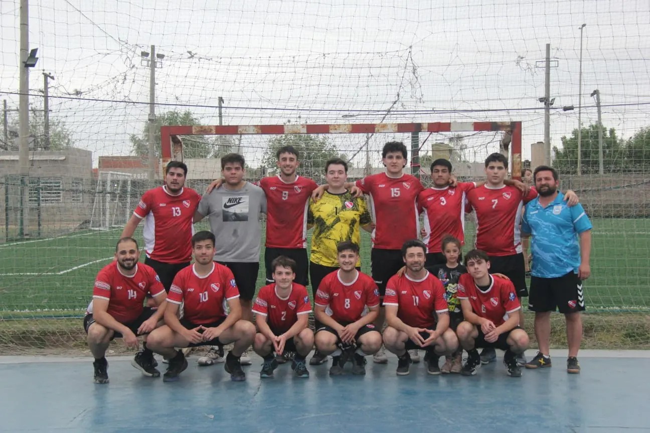 Independiente y Estudiantes de Olavarría en una jornada con destacados partidos