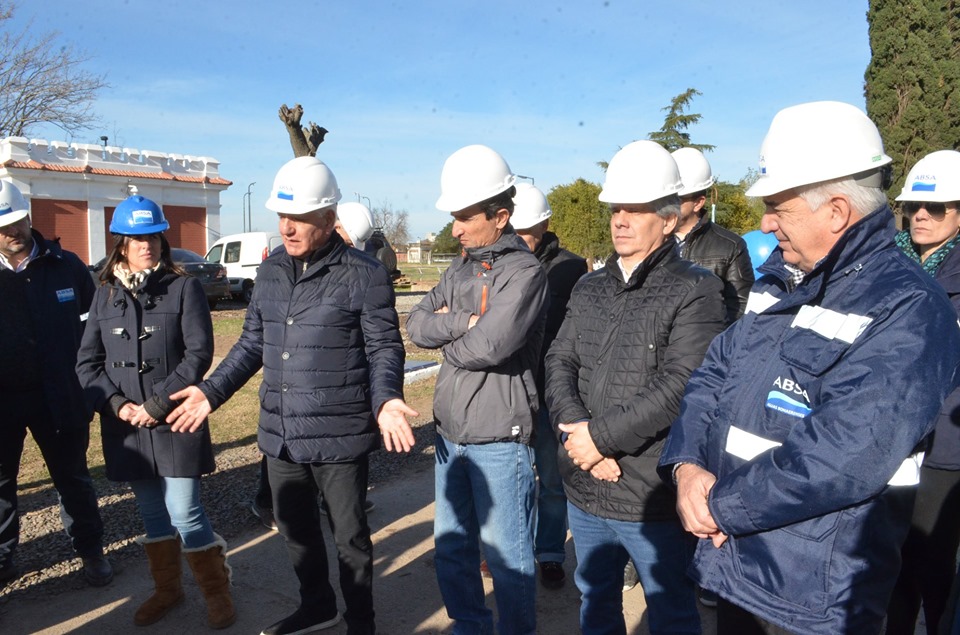 Visita al predio de ABSA para conocer la planta de ósmosis inversa