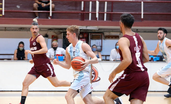 Con un furioso último cuarto, Racing revirtió la historia y festejó
