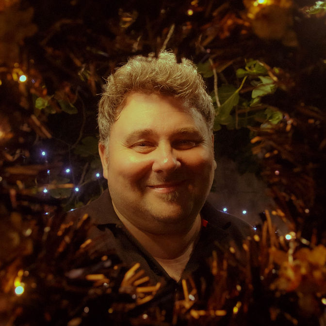 “Además de las propuestas musicales empezamos con un ciclo de cine al aire libre en el patio de Encuentro”