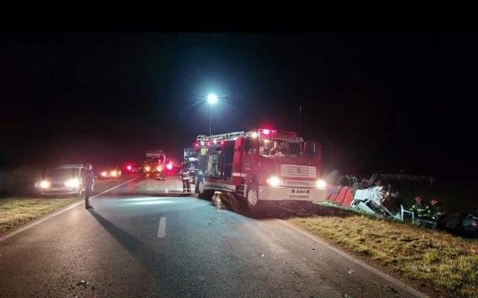 Otro siniestro fatal en la ruta 5: un muerto en un choque frontal y un herido de gravedad