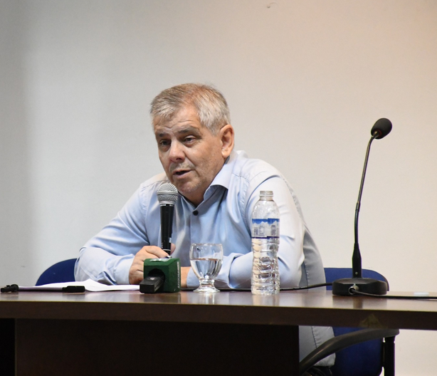 “Teníamos dos opciones: judicializar el tema y que con suerte dentro de dos años se resolviera, o hacer un convenio con la empresa”, puntualizó el intendente Britos