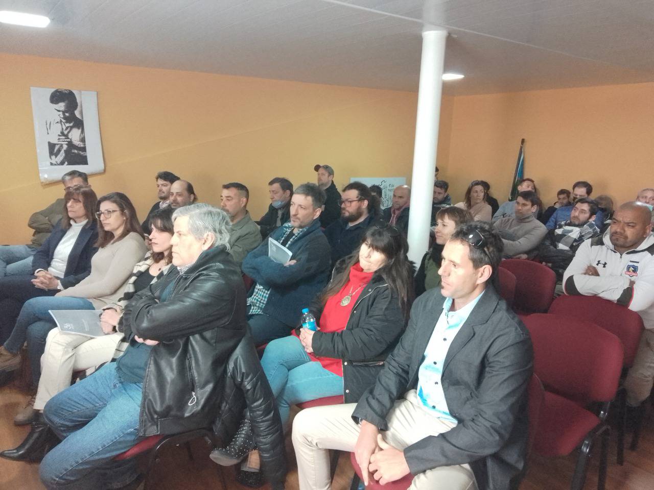 Es bueno que tanto sindicatos, empleadores y políticos estén preocupados e involucrados