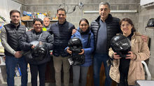 Entrega de licencias y cascos en el marco del Programa Municipal de Seguridad Vial