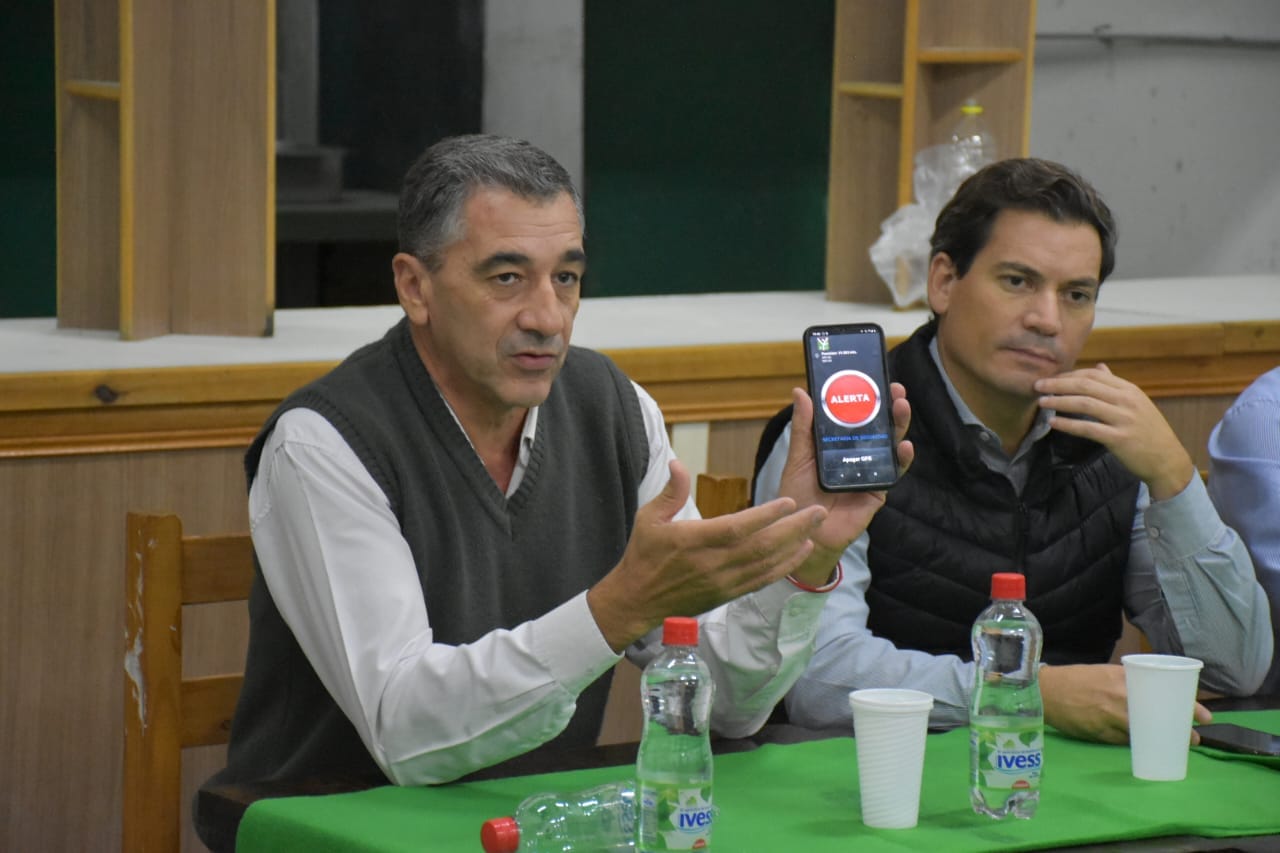 “Ya se instalaron alrededor de 700 aplicaciones, es un sistema muy novedoso que se puede utilizar ante cualquier clase de emergencia ”