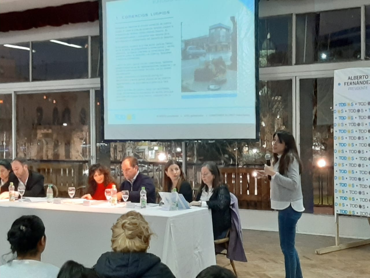 Frente de Todos
Constanza Alonso presentó su programa de Higiene Urbana y Medio Ambiente