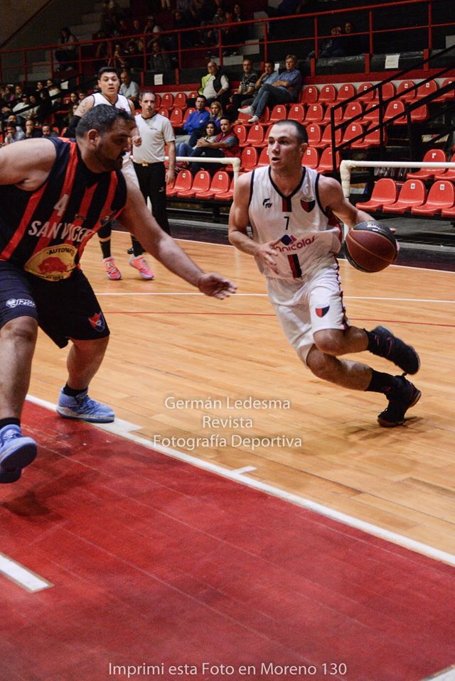 Básquet
Colón a todo o nada en su visita al Deportivo San Vicente