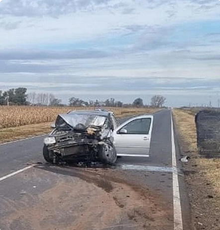 Colisión por alcance en la ruta provincial 30 entre un auto y una camioneta