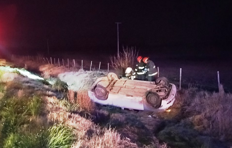 Conductores alcoholizados protagonizaron un vuelco en la ruta 5 y maniobras peligrosas en la zona urbana de Chivilcoy