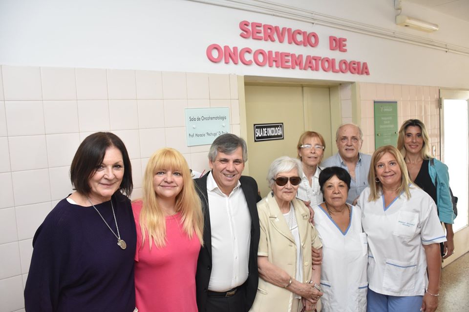 Emotivo acto 
Impusieron el nombre Profesor Horacio “Pechuga” Di Paula a la sala de Oncohematología