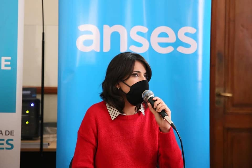 Constanza Alonso
“Las puertas de ANSES abrirán con cuidados muy estrictos y se atenderá por turnos e