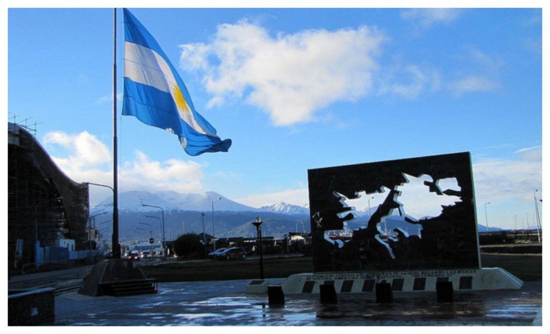 “Por una orden de Margaret Thatcher hundieron el crucero General Belgrano donde murieron compañeros"