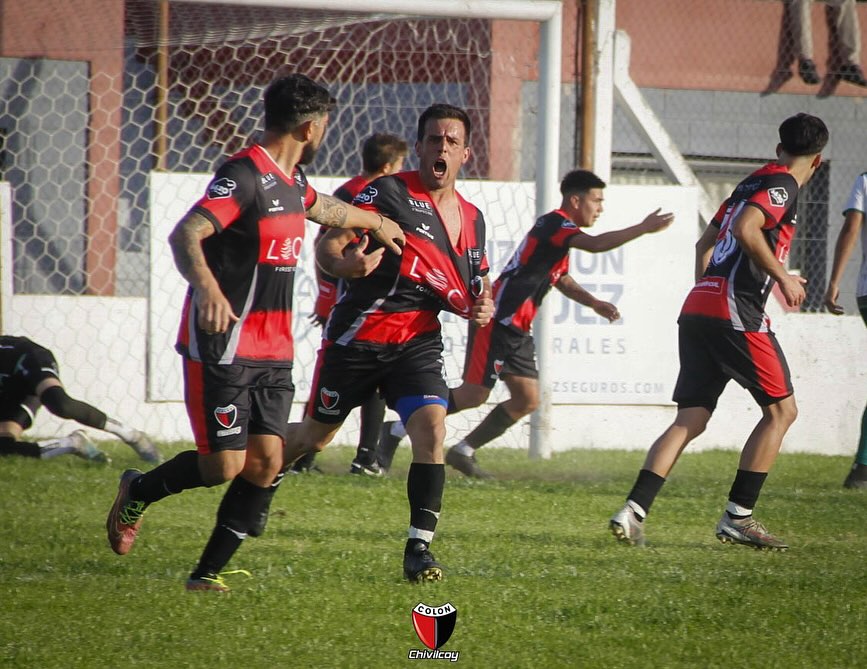 Colón y Gimnasia comparten la Zona 12 del Torneo Regional Federal Amateur y debutarán entre sí.