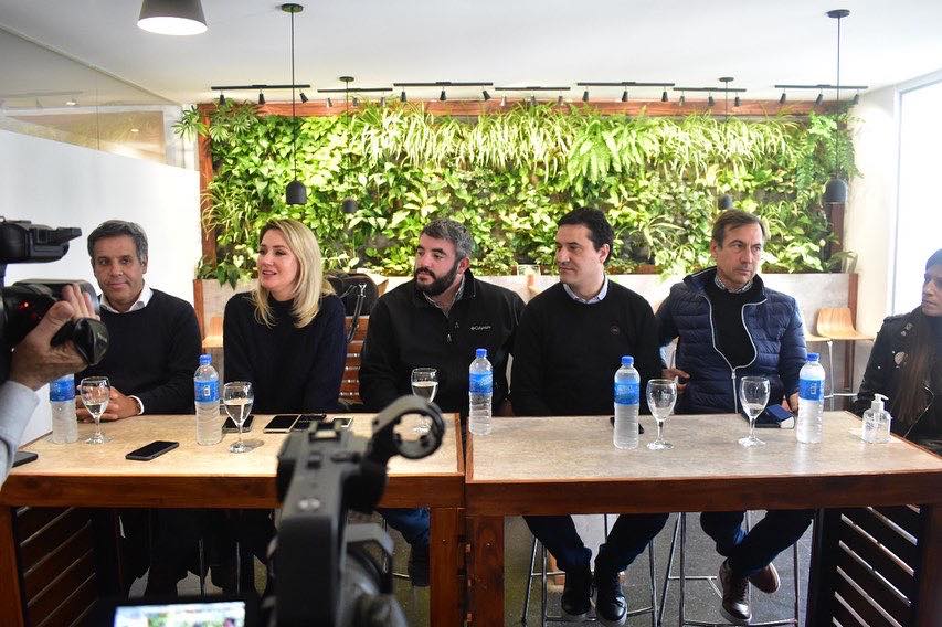 Carolina Losada y Maximiliano Abad estuvieron en Chivilcoy