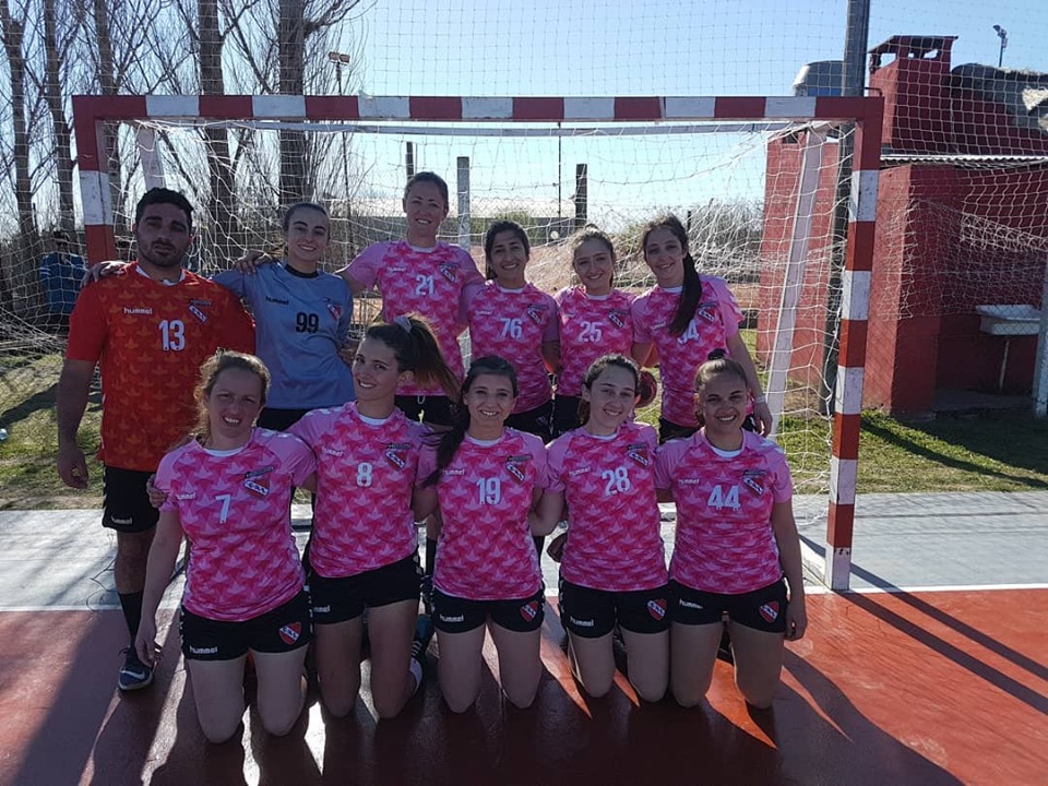 Handball
Independiente con el propósito de conservar liderazgo en la Copa As.Am.Bal.
