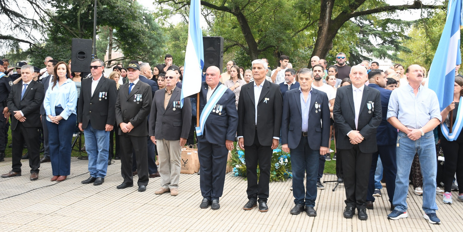 El pedido de Oscar López a la Vicepresidenta: Hacer todo lo posible “para que la Bandera Argentina vuelva a flamear en Malvinas”