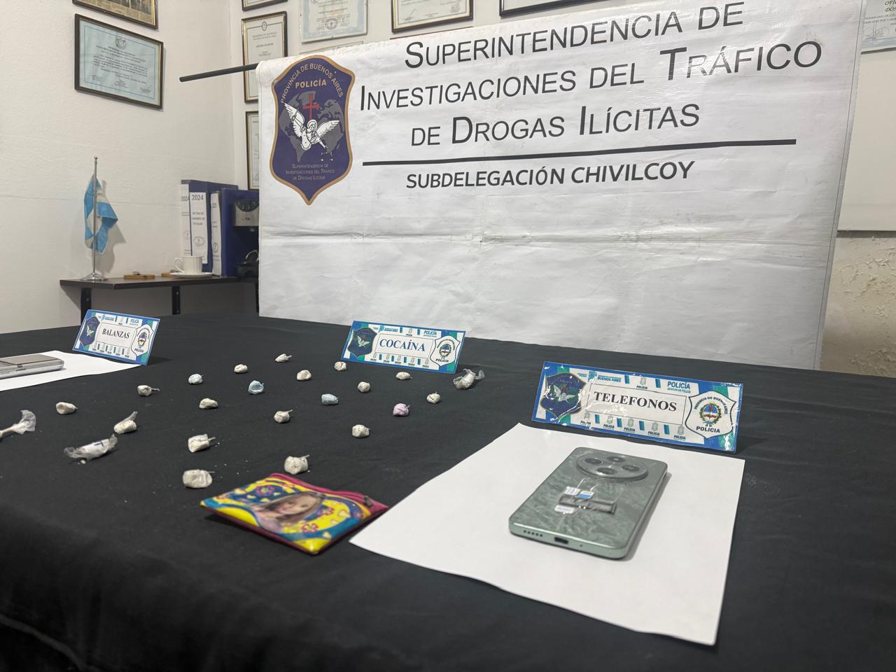 Allanamiento en un domicilio, aprehensión de la moradora y secuestro de Cocaína