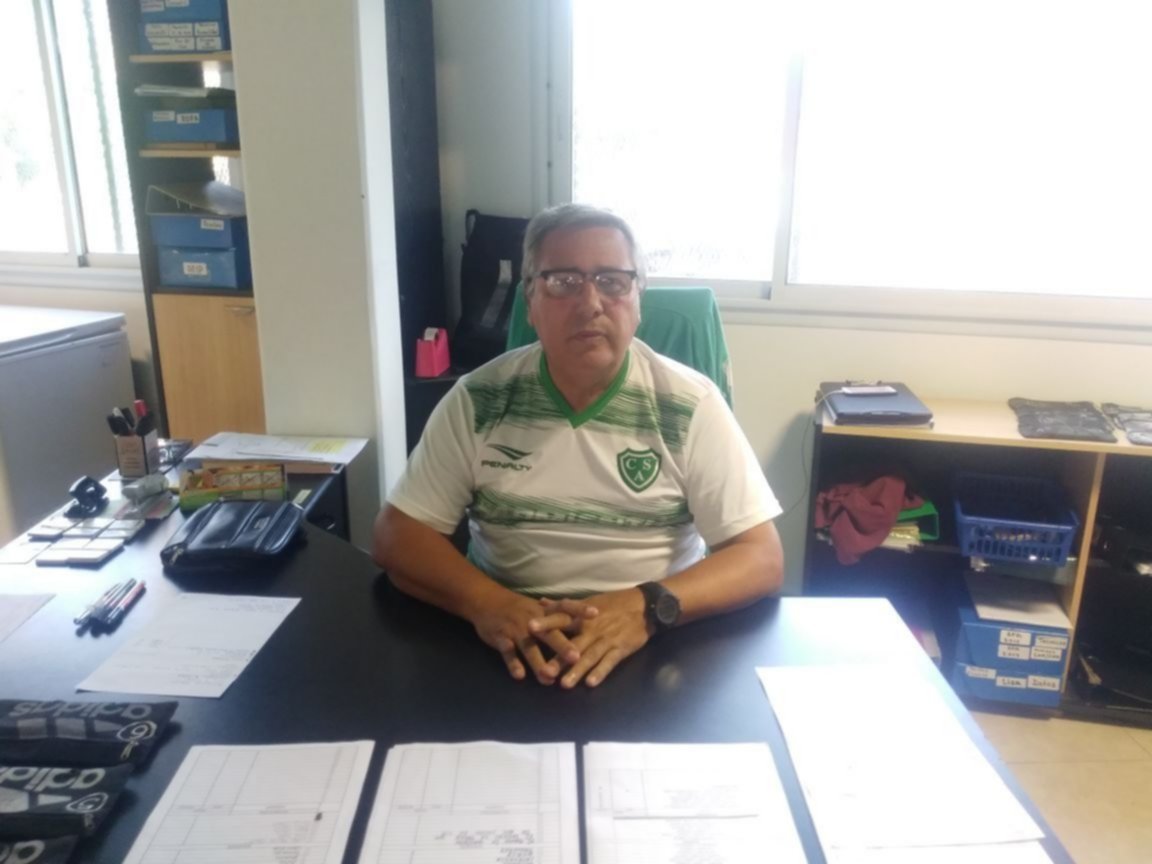 Fútbol
Charla para categorías infanto-juveniles a cargo de Juan Carlos Pirez y staff de Sarmiento Ju