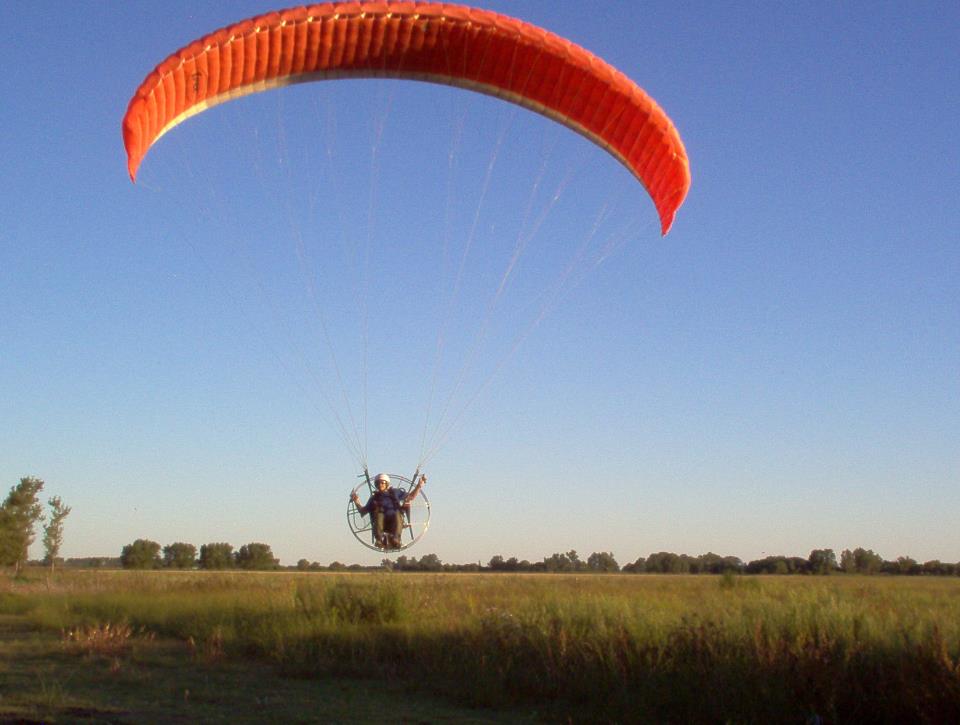 Instructor de parapente 
El accidente que se cobró la vida de García habría sido como consecuencia d
