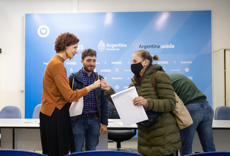 Alrededor de 350 personas por día pasaron por la oficina local de ANSES