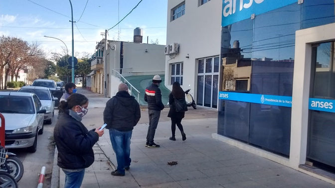 Marcelo Lobo
“La demanda no es solamente las filas afuera sino que no se está llegando con el servic