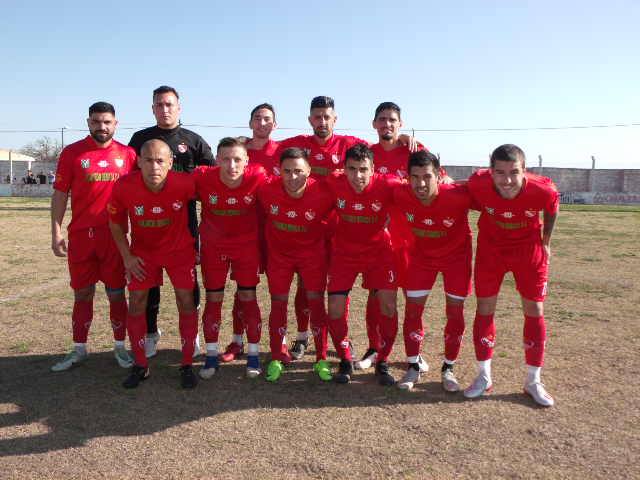Fútbol
Independiente se mantiene firme en la cima, Gimnasia es ahora único escolta