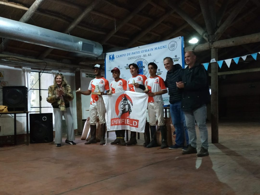 Pato
El Relincho Chinfield se quedó con la Copa ‘Efraín Magni’