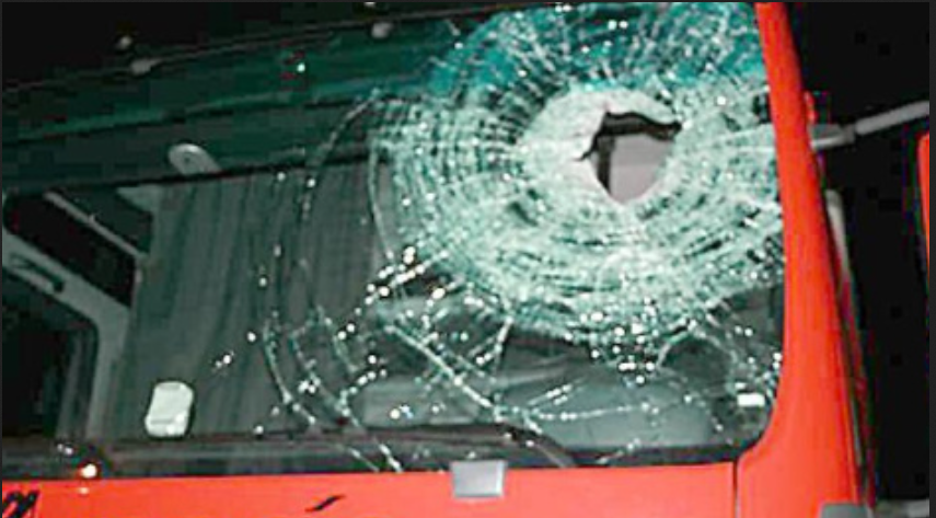 Preocupación por reiterados ataques vandálicos con piedras en puentes del bypass de la Ruta Nacional 5 con chivilcoyanos damnificados