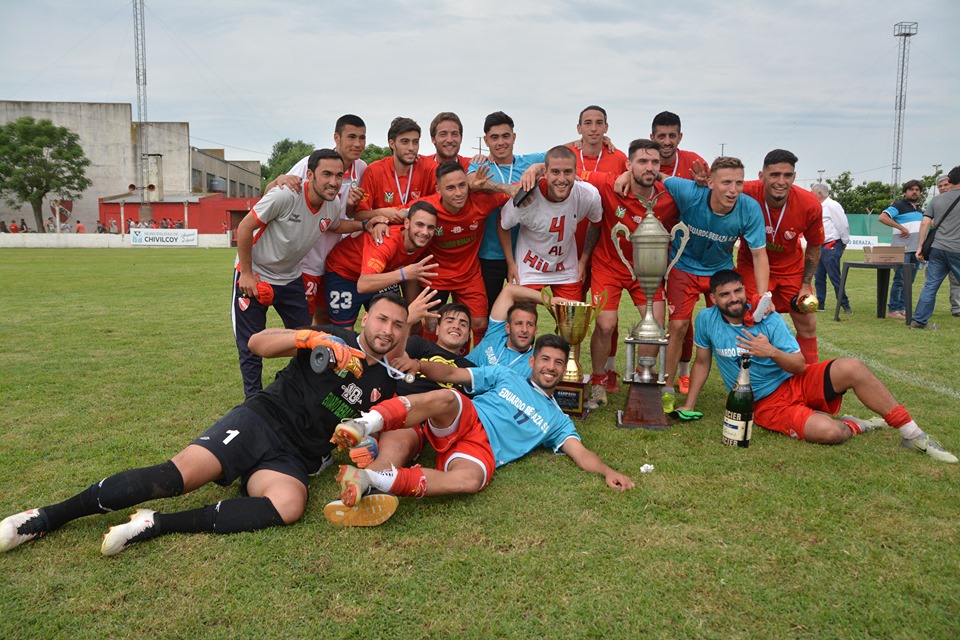Fútbol
Independiente estiró su mandato en el orden local obteniendo el tetracampeonato