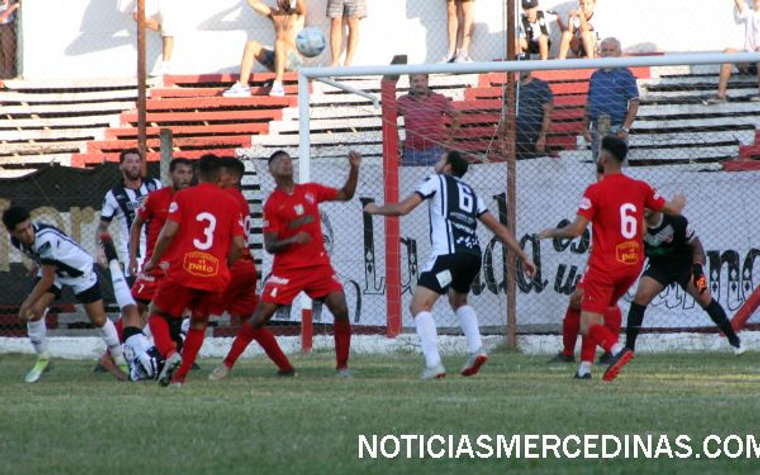 Fútbol
Independiente recibirá el sábado a Los Carteros mercedinos