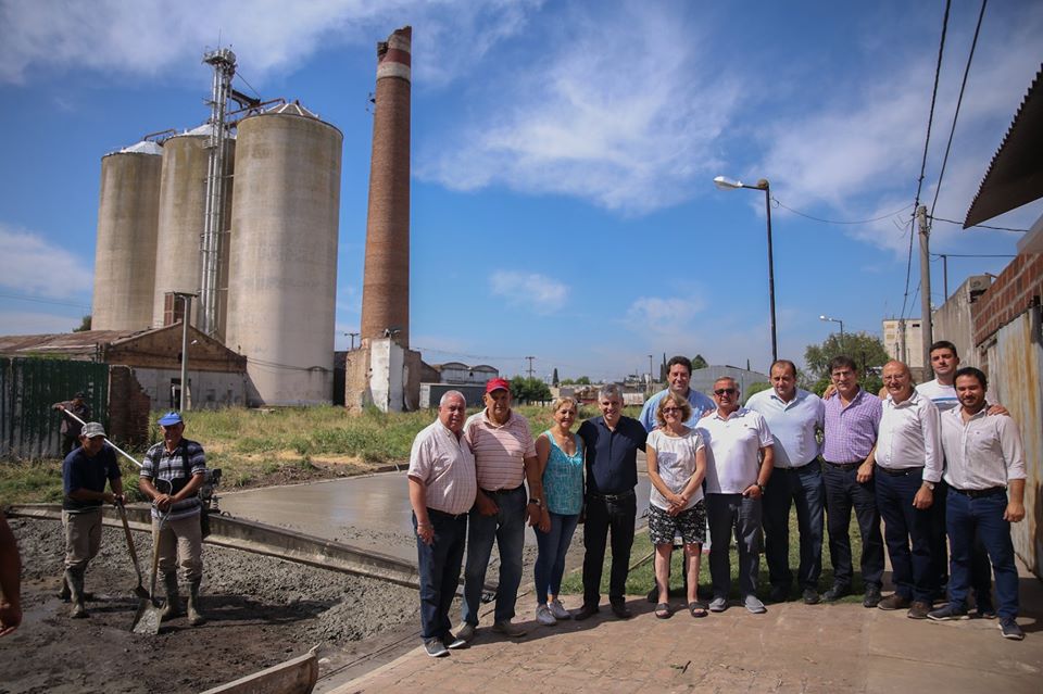 Intendente Guillermo Britos
“El asfalto era una necesidad para los vecinos y principalmente para qui