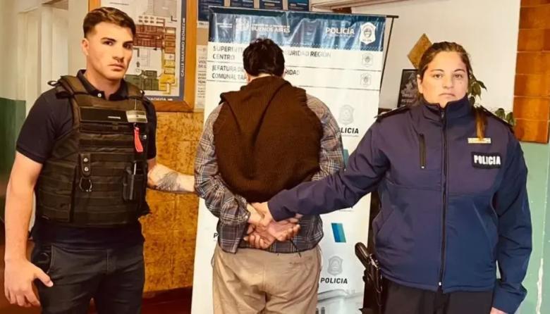Tapalqué: arrestaron al hombre que agredió a su expareja tras viralizarse un video