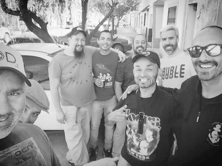 “Todos elegimos juntarnos debido a que es una banda que marcó nuestras vidas”