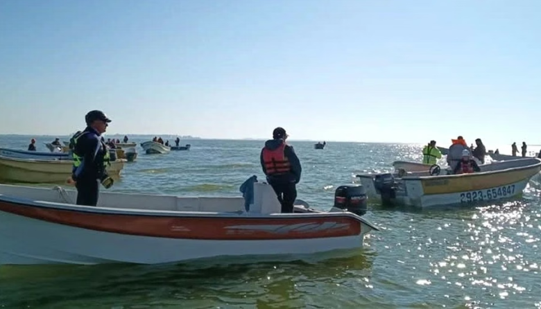 Guaminí: hallaron el cuerpo del quinto pescador tras el naufragio en la Laguna del Monte