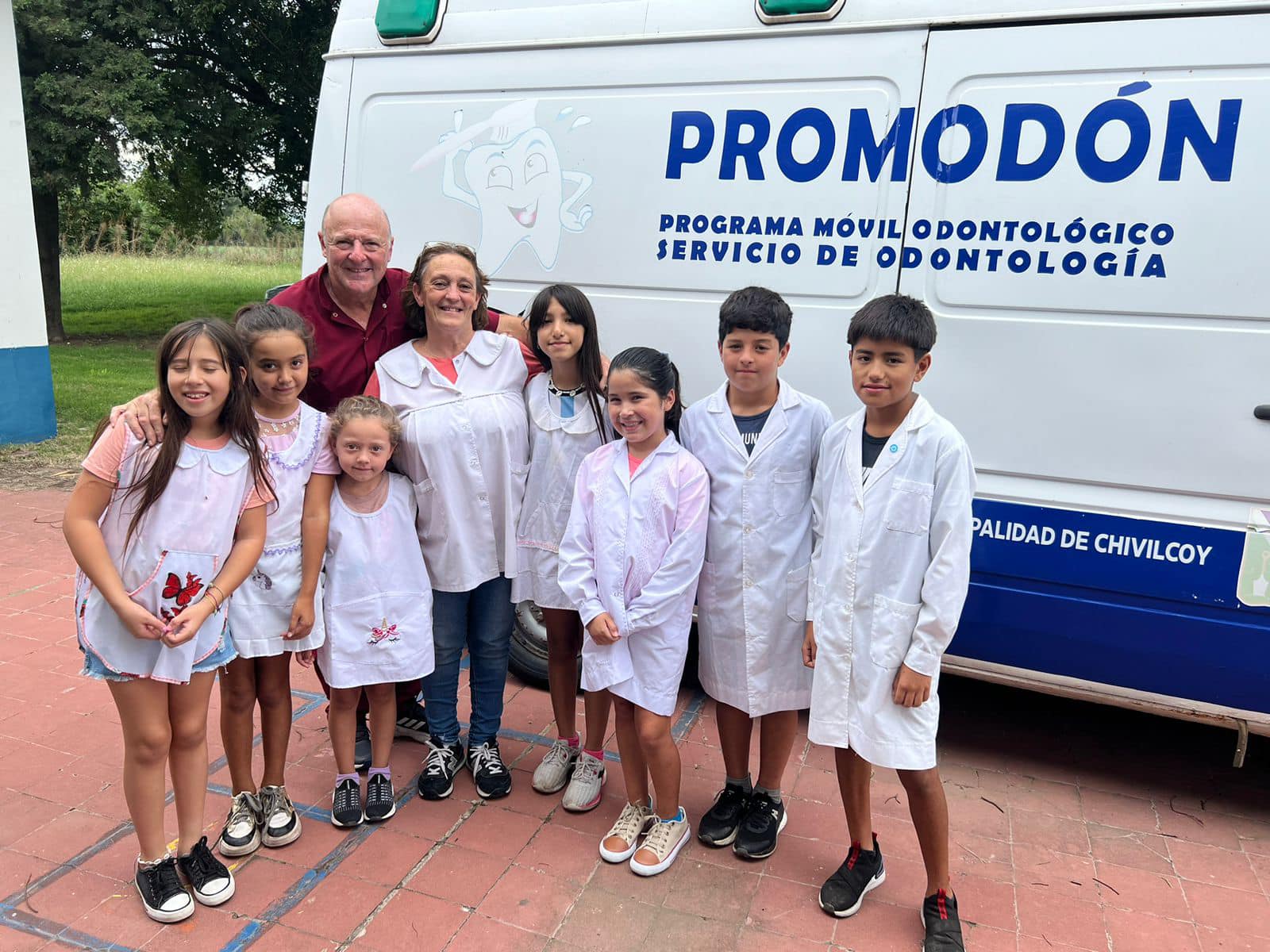 “A las escuelas llegamos para hacer prevención porque el cuidado de la salud bucal resulta fundamental en temprana edad”