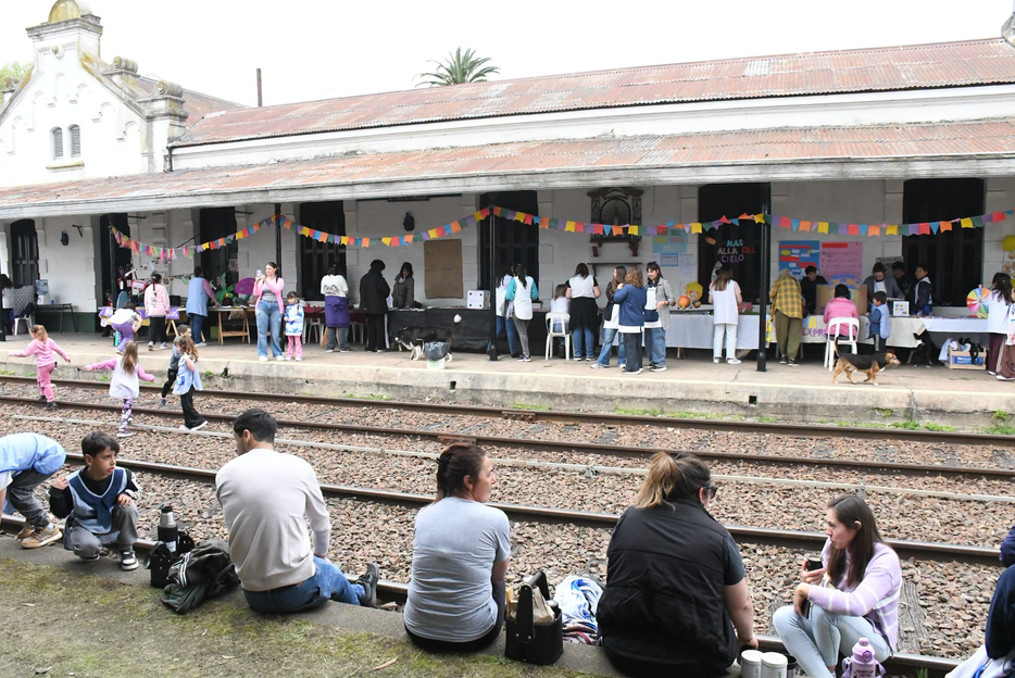 La Feria del Libro Rural consolida su recorrido por las localidades de Chivilcoy