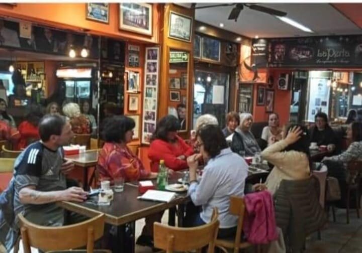 Tradicional "Suelta de Poemas" en forma conjunta con las filiales de todo el país