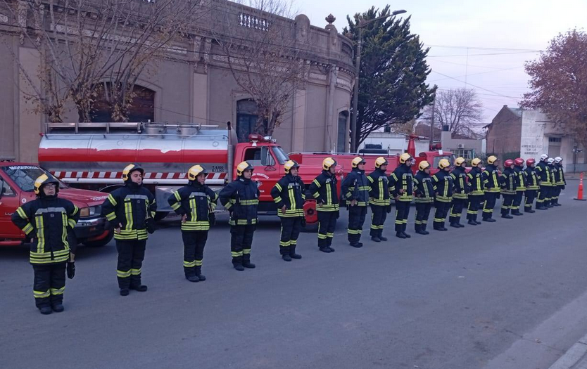 Bomberos Voluntarios de Moquehuá realizaron distintos festejos en su día