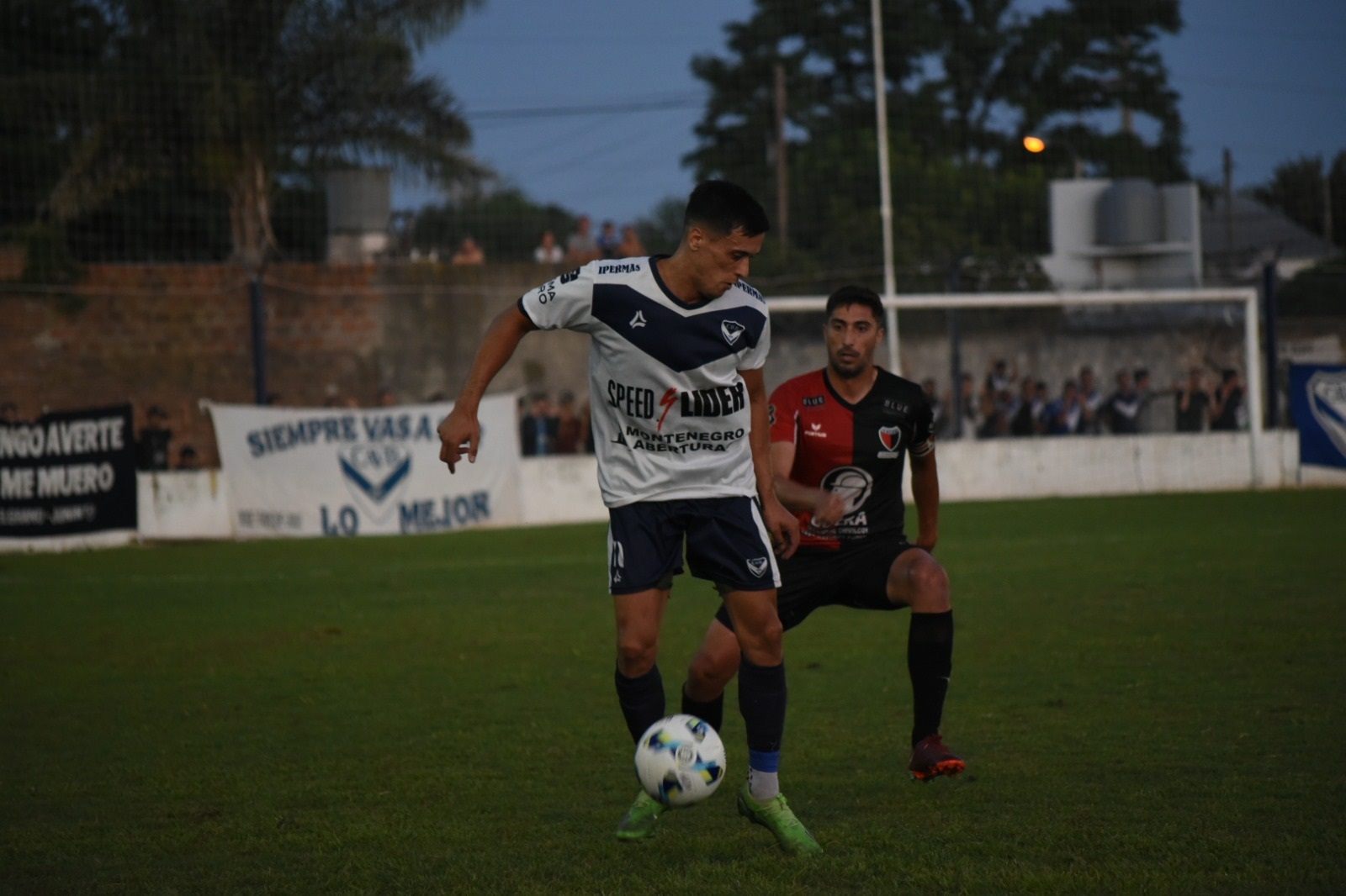 Colón y Camioneros finalistas de la Región Pampeana Norte