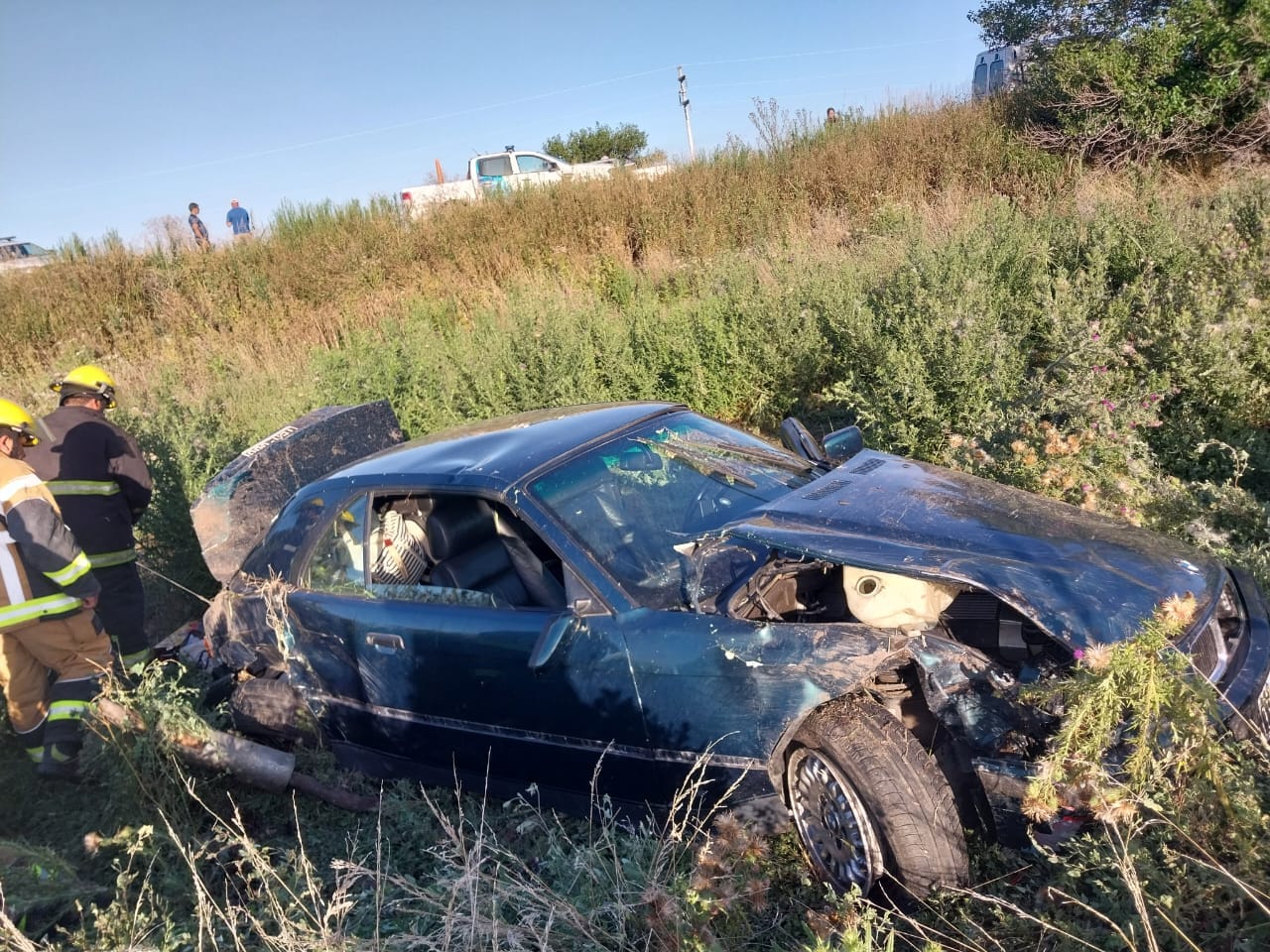 Un automóvil volcó en la Ruta Provincial Nº 51, en inmediaciones a Gobernador Ugarte.