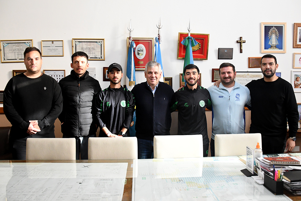 Chivilcoyano Tomás Vega recibió beca para Juegos Suramericanos