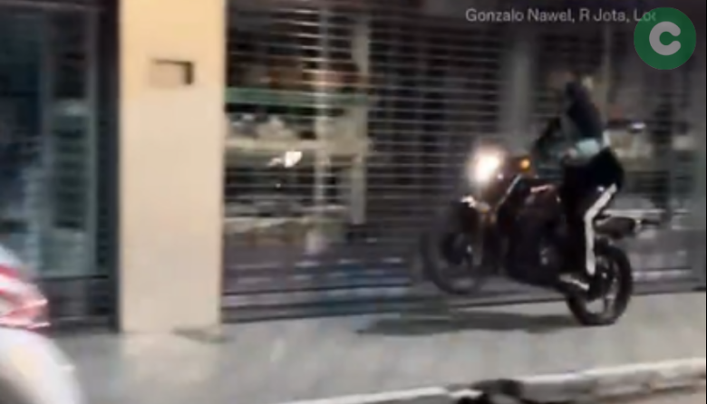 Cañuelas: identificaron al motociclista que hizo maniobras peligrosas en el centro