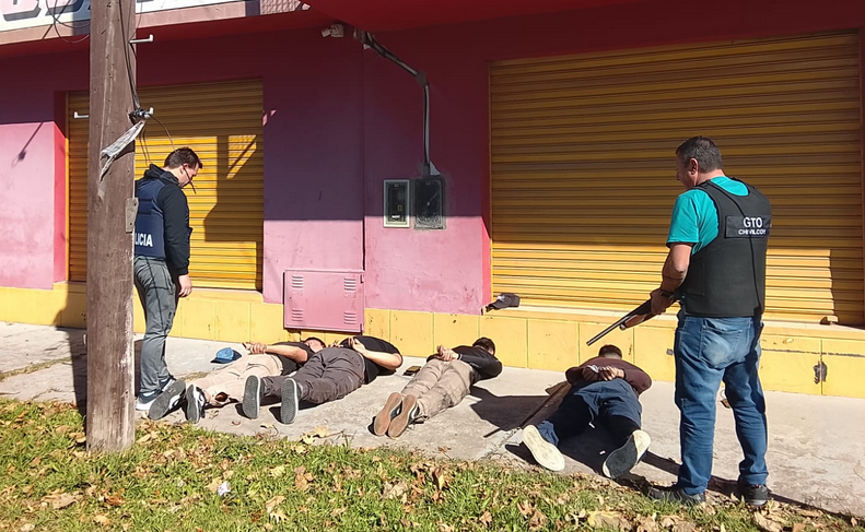 En Persecución y posterior allanamiento, se detiene una banda que sustraía cables de telefonía en Chivilcoy y en la región