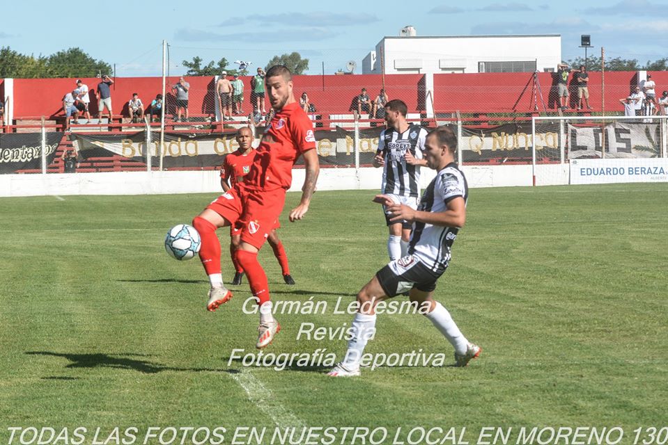 Fútbol
Independiente viaja a Mercedes por su primer éxito Regional