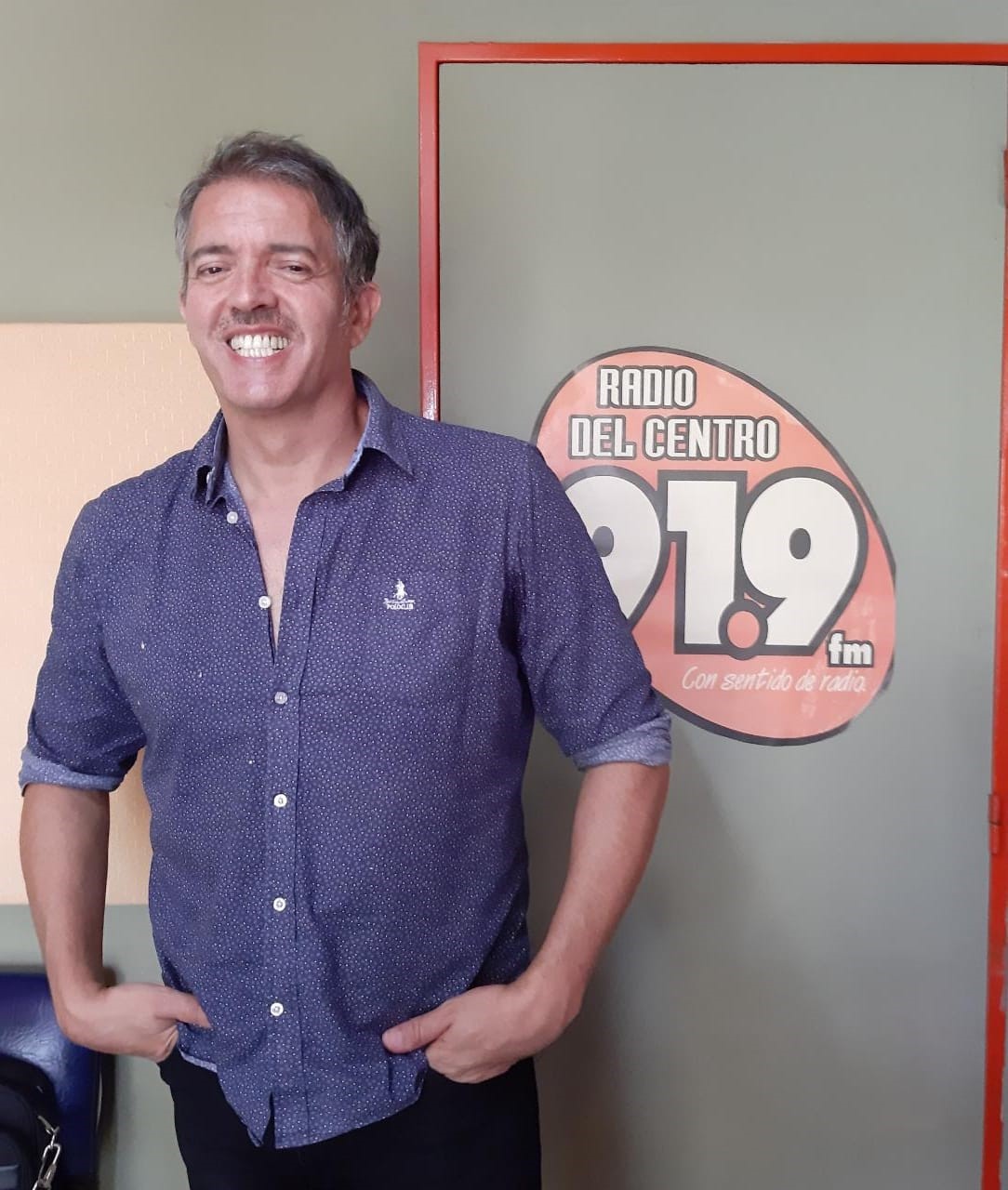 Sergio Di Croce 
“No importa que no sepas cantar o bailar, lo que importa es animarse"