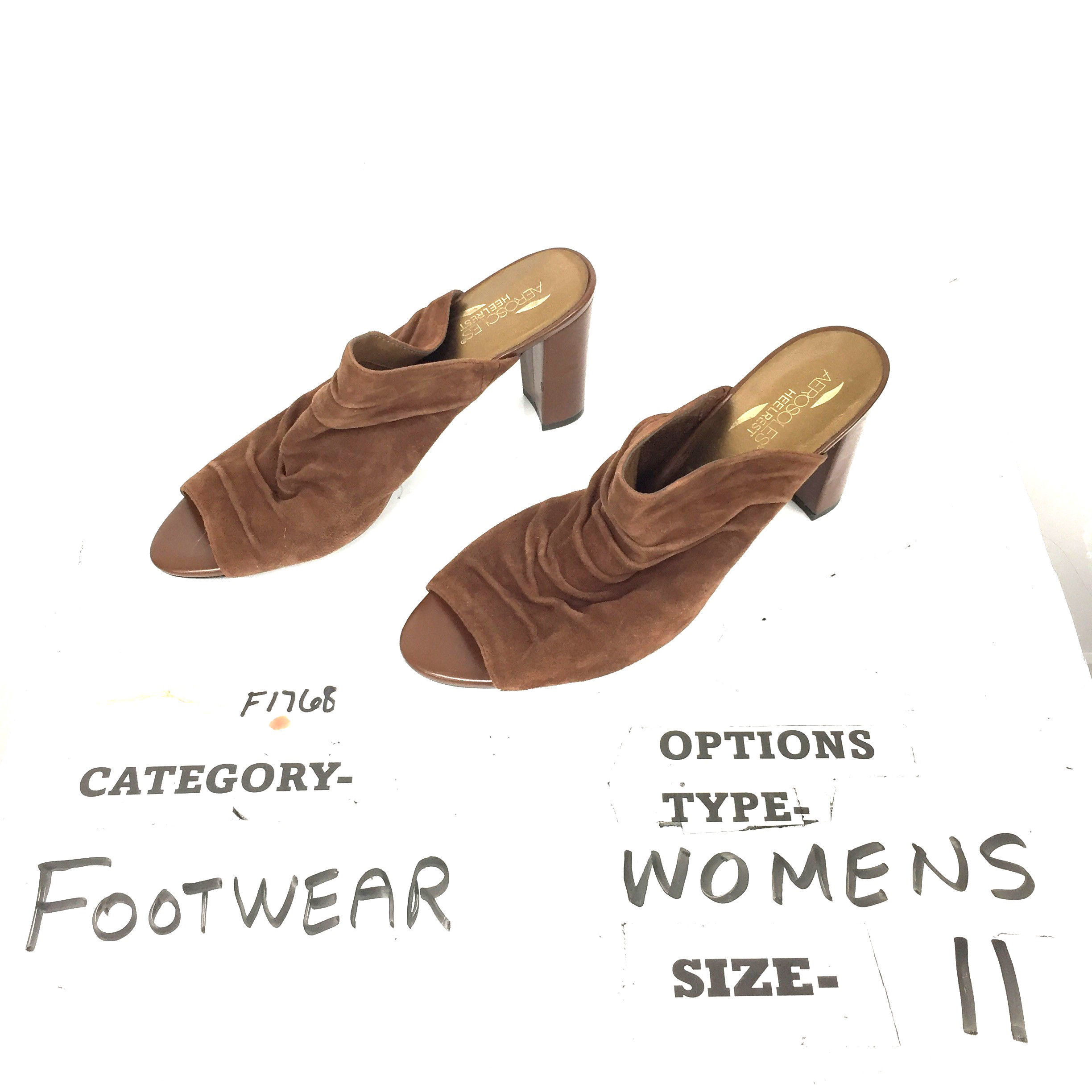 Women’s shoes 