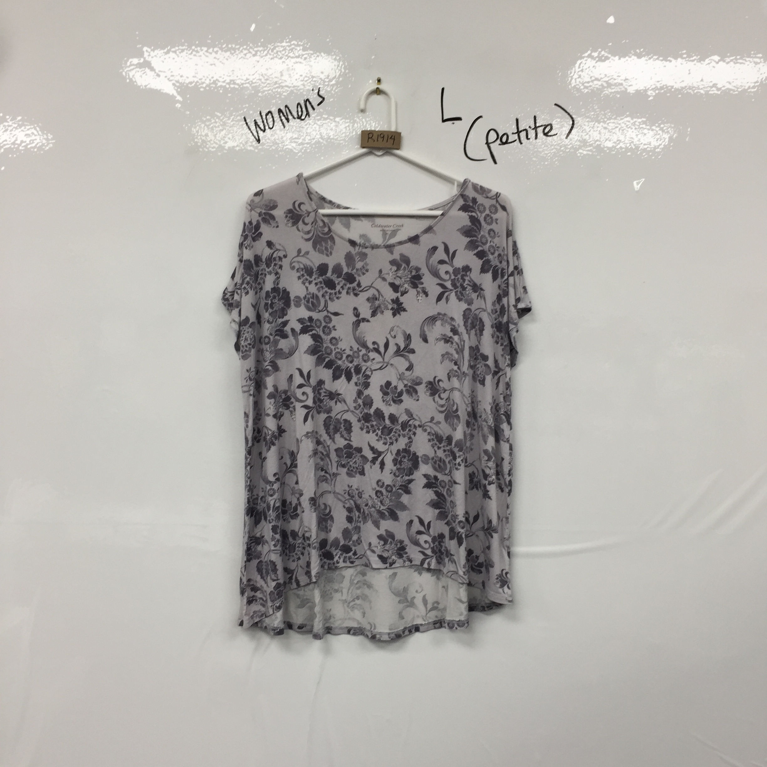 Women’s petite top