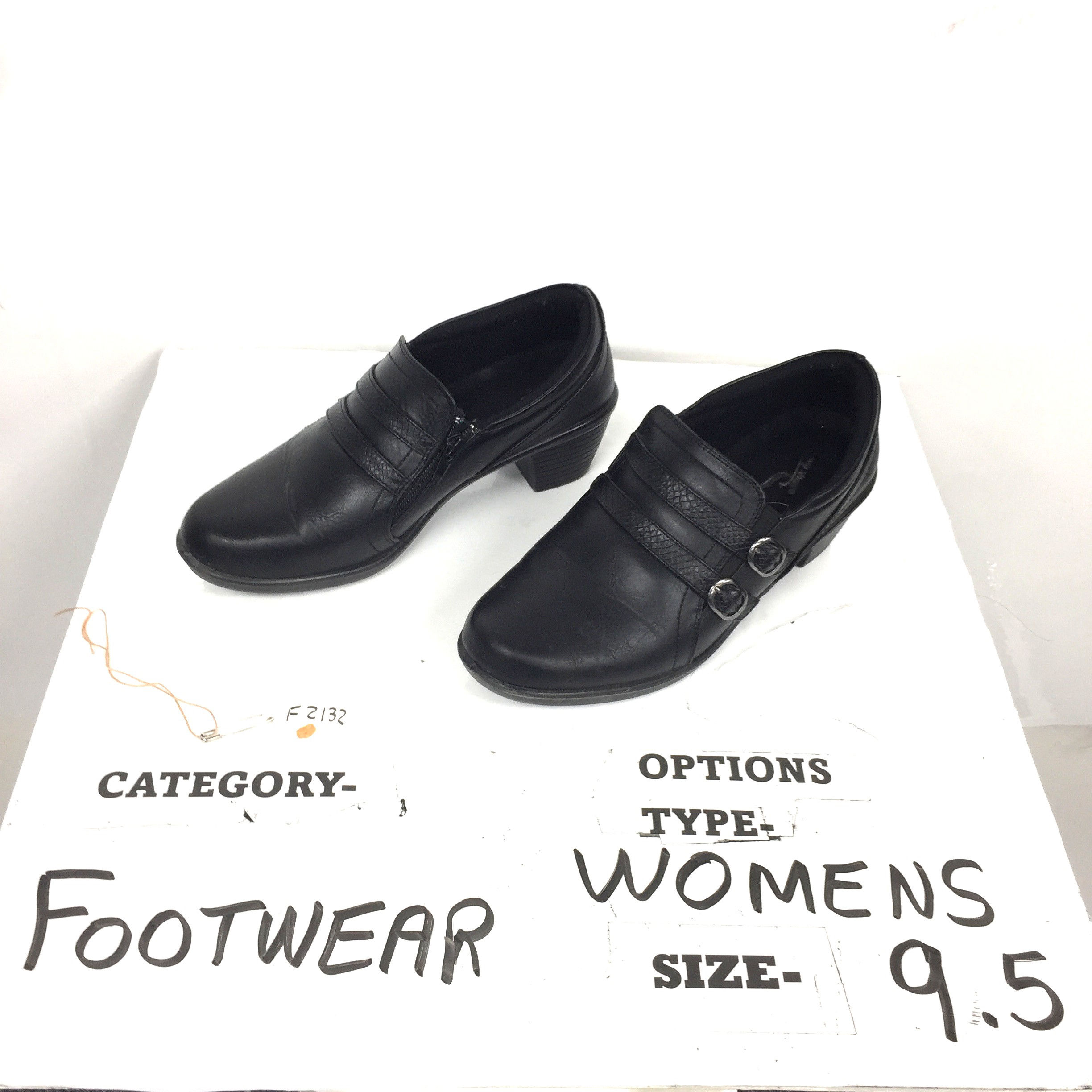 Women’s shoes 