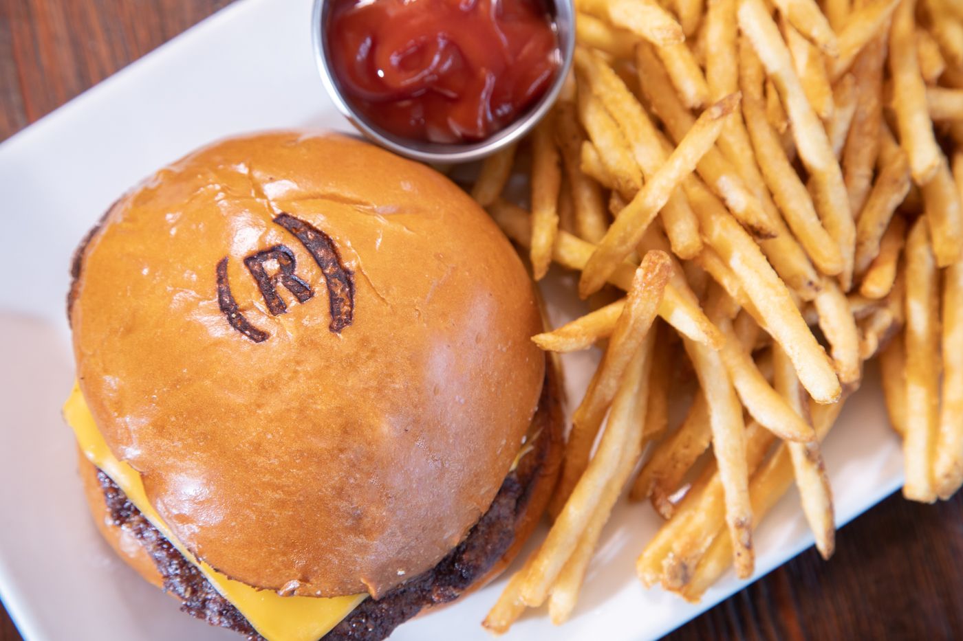 Kids Cheeseburger